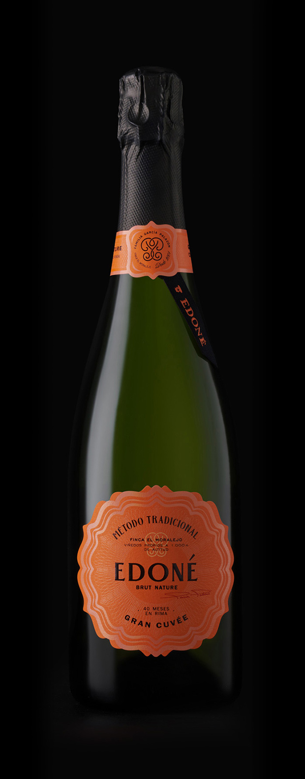 edone-brut-nature-entera-620x1580-fondo