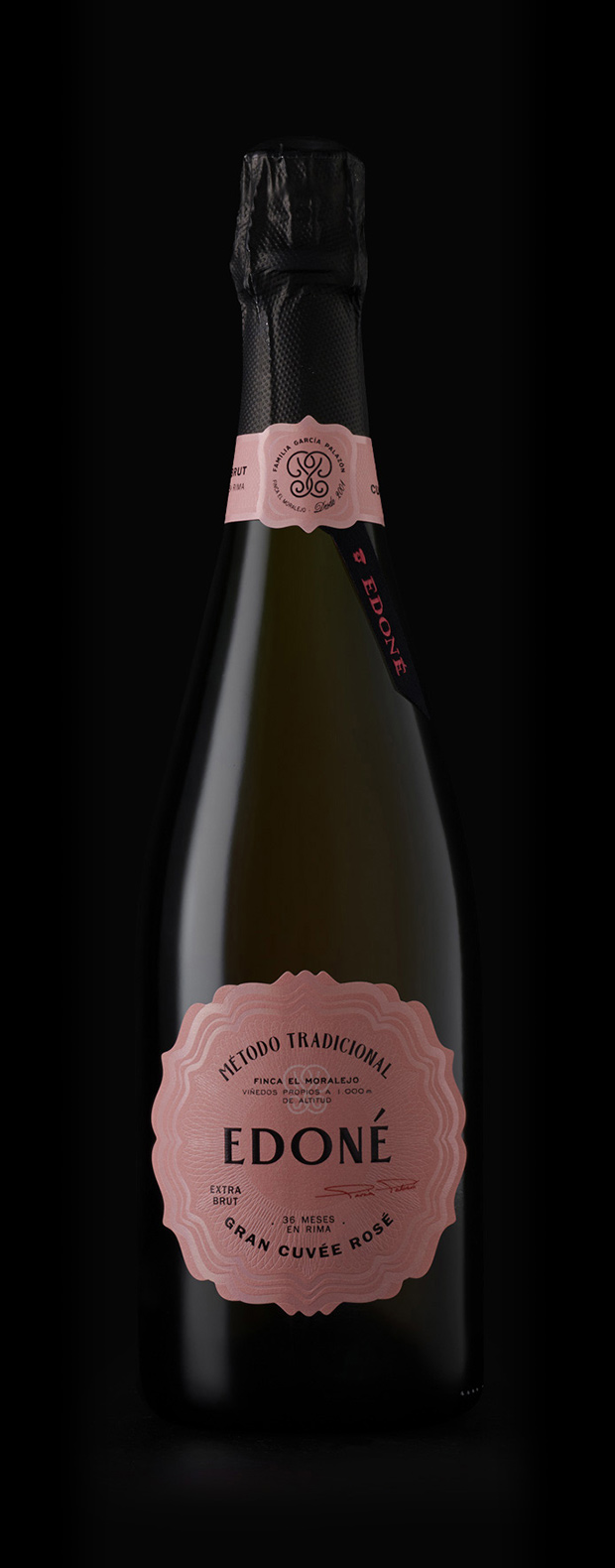 edone-gran-cuvee-rose-entera-620x1580-fondo